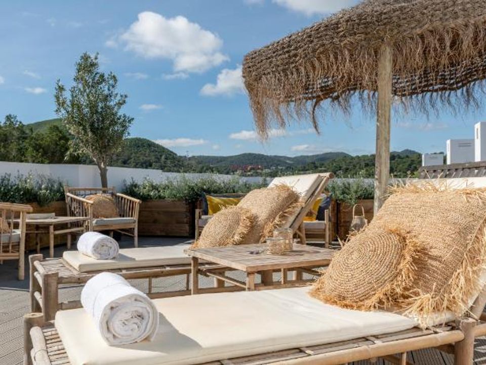 Lejlighed i Playa De Cala Llonga, Ibiza - foto 3